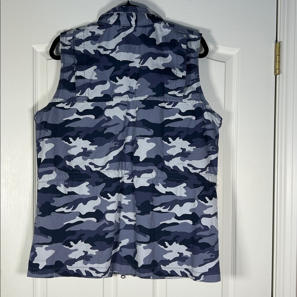 Carhartt Blue & Gray Camouflage Work Vest
Size Large - Picture 5 of 6